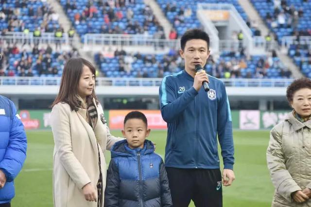 33岁前国脚发文宣布退役,33岁前国脚退役后续