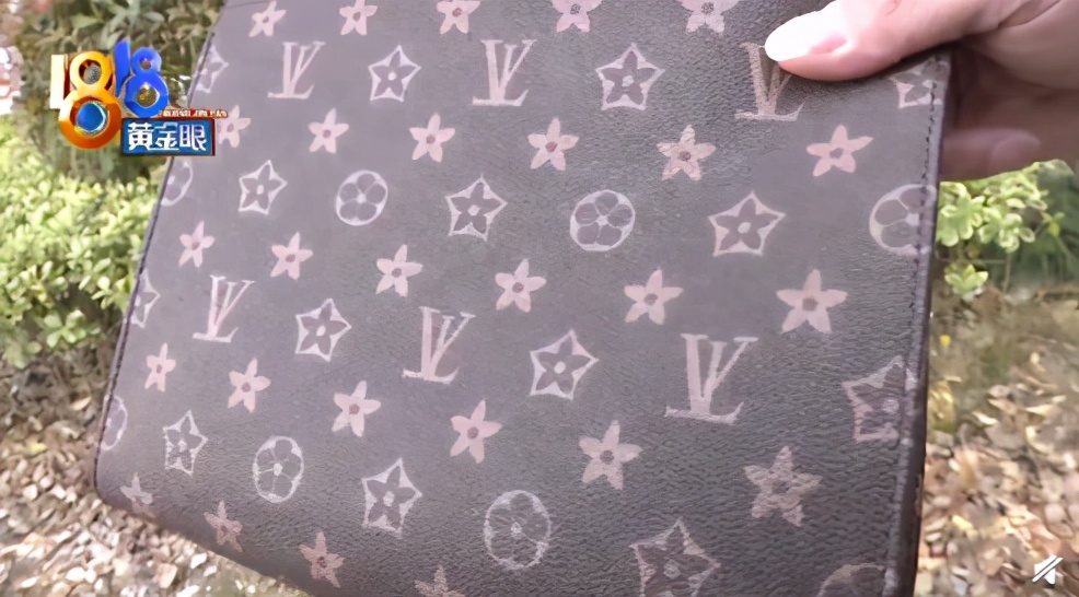 100多买包lv怀疑是假的,男子花198买lv的包投诉是假货