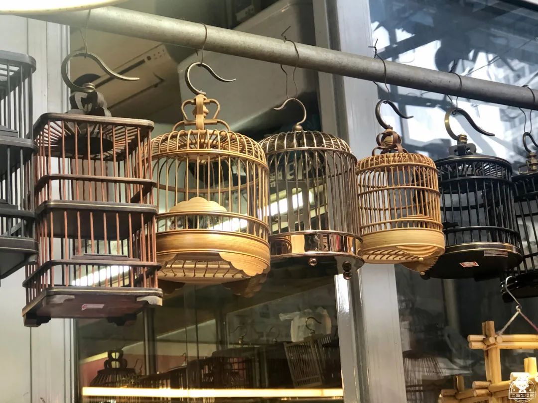 涓婃捣榛勬郸鍖轰竾鍟嗚姳楦熷競鍦鸿繕鍦ㄥ悧,涓婃捣涓囧晢鑺遍笩甯傚満鏂板潃鍦ㄤ粈涔堣矾