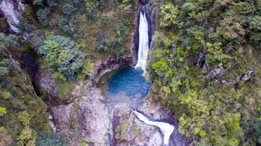 探访悬崖峭壁,大峡谷绝壁长廊