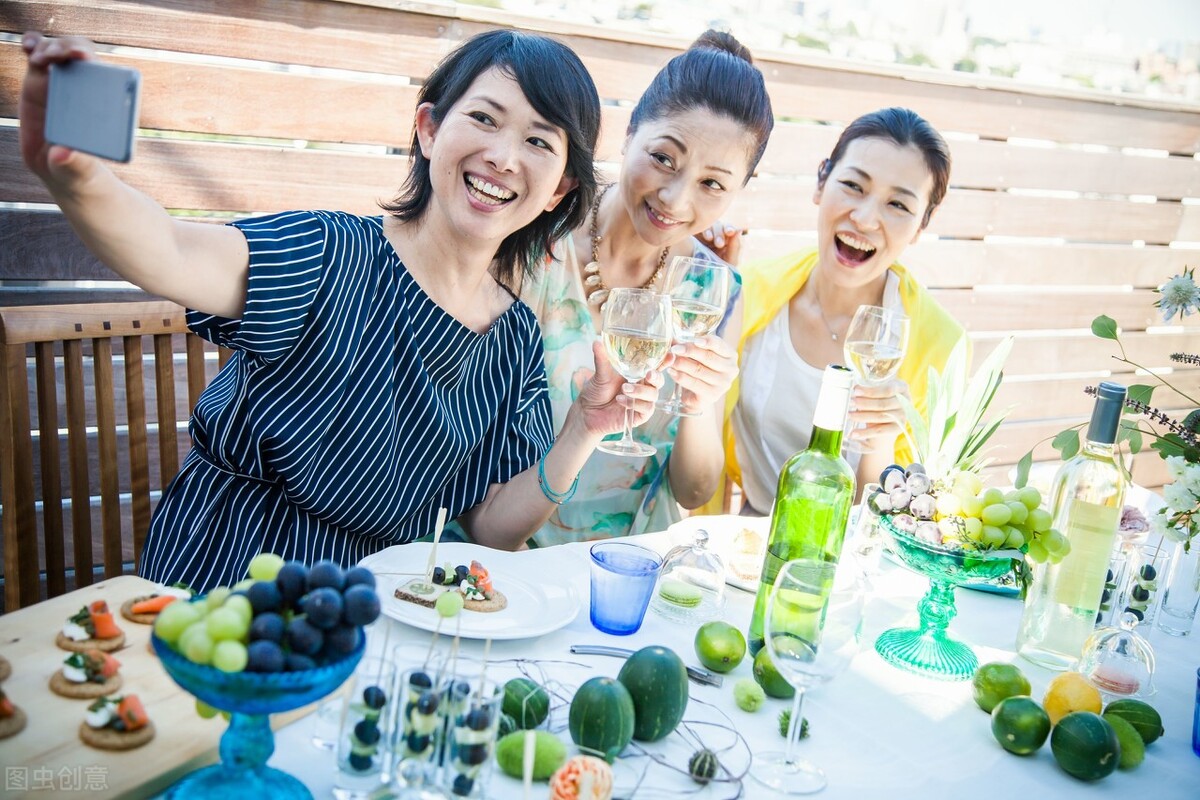 为什么交朋友要交人品好的,多交朋友的好处有什么