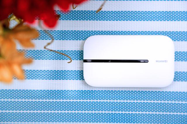 华为随行wifi3用什么卡好,华为随行wifi3真的好吗