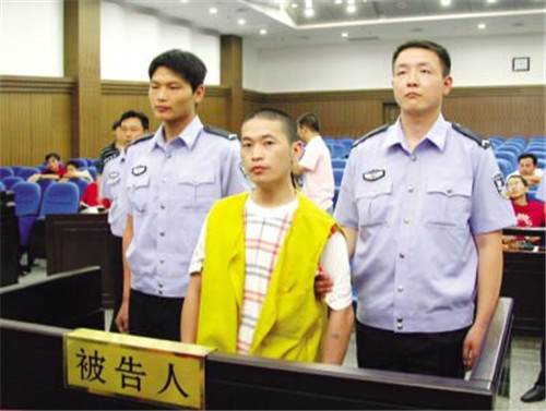 他因家庭残缺导致心理变态，最终犯下惊天大案！