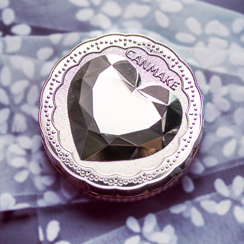 粉饼推荐平价测评红榜油皮kiko,平价遮瑕力强的粉饼推荐