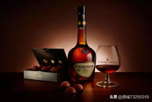 拿破仑干邑napoleon等级,瓶身上写着五星茅台的酒是真的吗