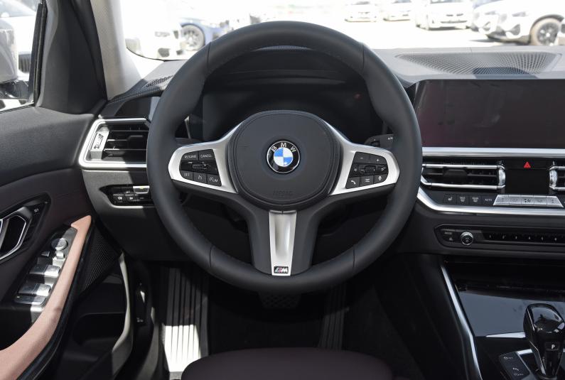 41万提了低配宝马,39万提了辆低配奔驰glc260