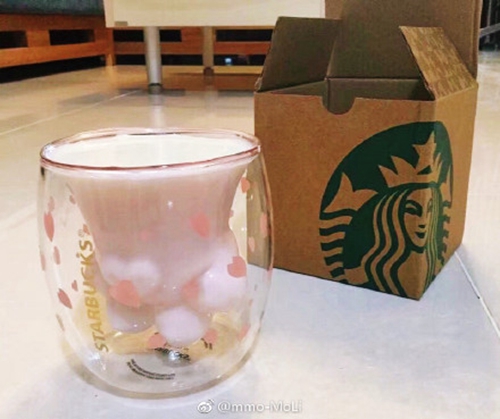 一条地毯炒到万元？沪上这些“网红“”值得排队么网友：冷静点