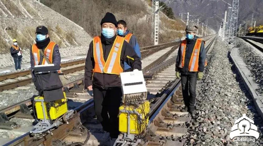 钢轨医生,钢轨探伤仪器有几种