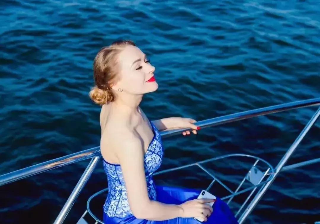 为什么好看的女孩都那么漂亮,为什么好看的女孩都很矮