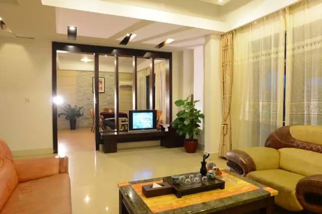 西咸水矿温泉度假村住宅,温泉度假别墅房间带池