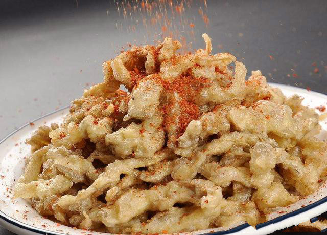 炸出来的蘑菇太油,炸过的蘑菇软了