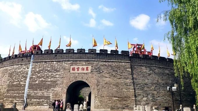 会两个萌,老妹,阿子,姨暴走一天半的曲阜*安泰**之旅