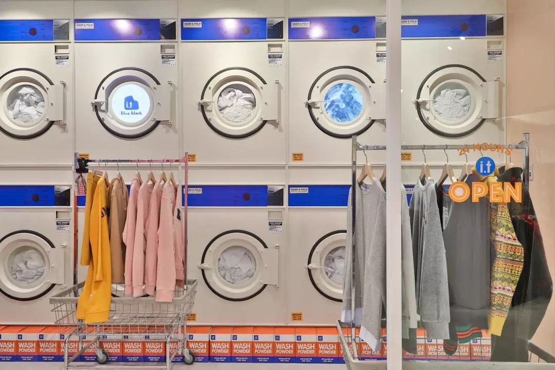 杨颖跟范丞丞同框的照片,杨颖和范丞丞摆pose