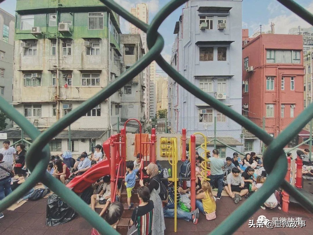 线上抽签摇号排队,经过一个小时的摇号抽签