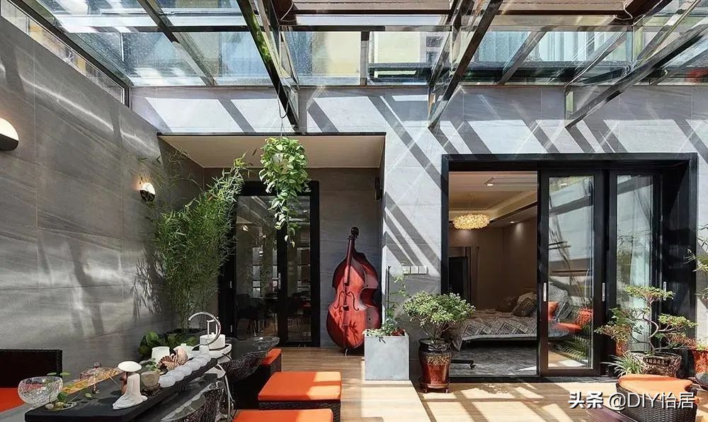 DIY怡居｜精致时尚轻奢风复式大宅，负一层的阳光房太太太美了