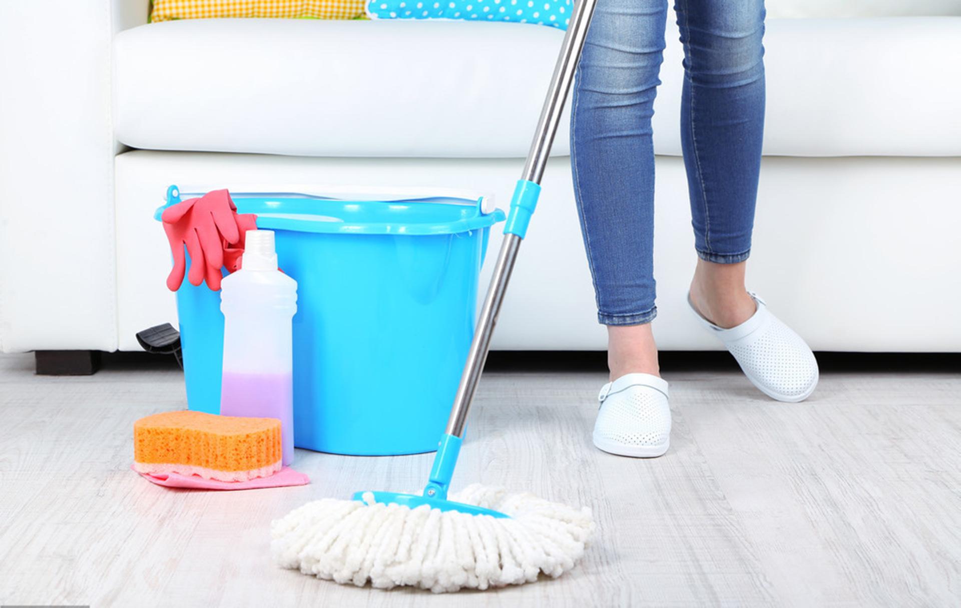 拖地为什么有一股腥味,拖地总是有一种腥味是瓷砖问题吗