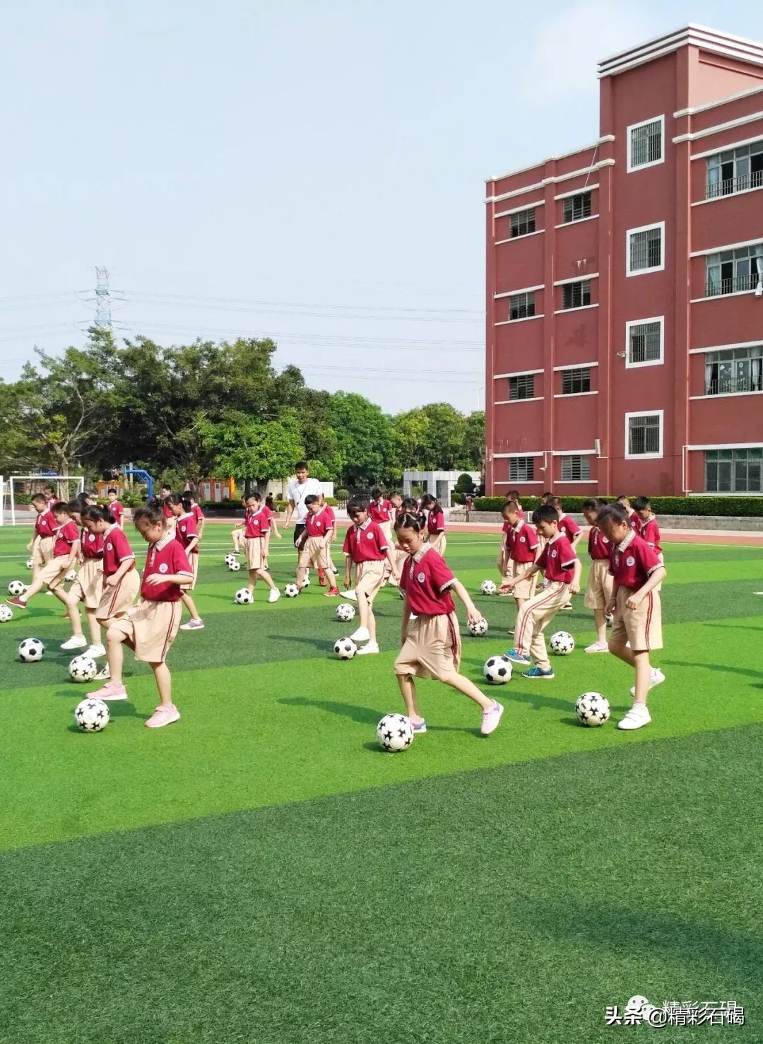 石碣四海学校口碑怎么样,东莞足球特色学校排名