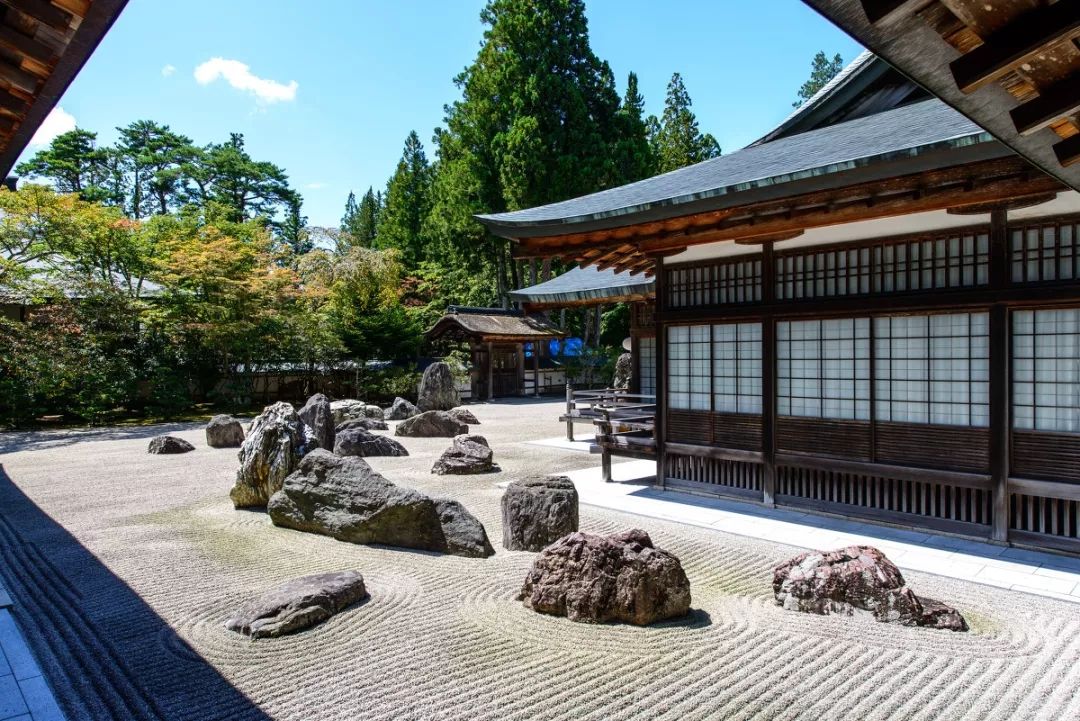 日本枯山水效果图,日本枯山水小庭院案例