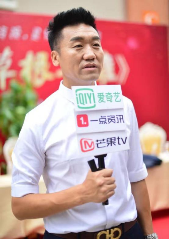 草根励志电影完整版,电影草根英雄传完整版