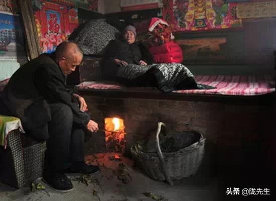 甘肃大山里的农家土炕,甘肃土炕