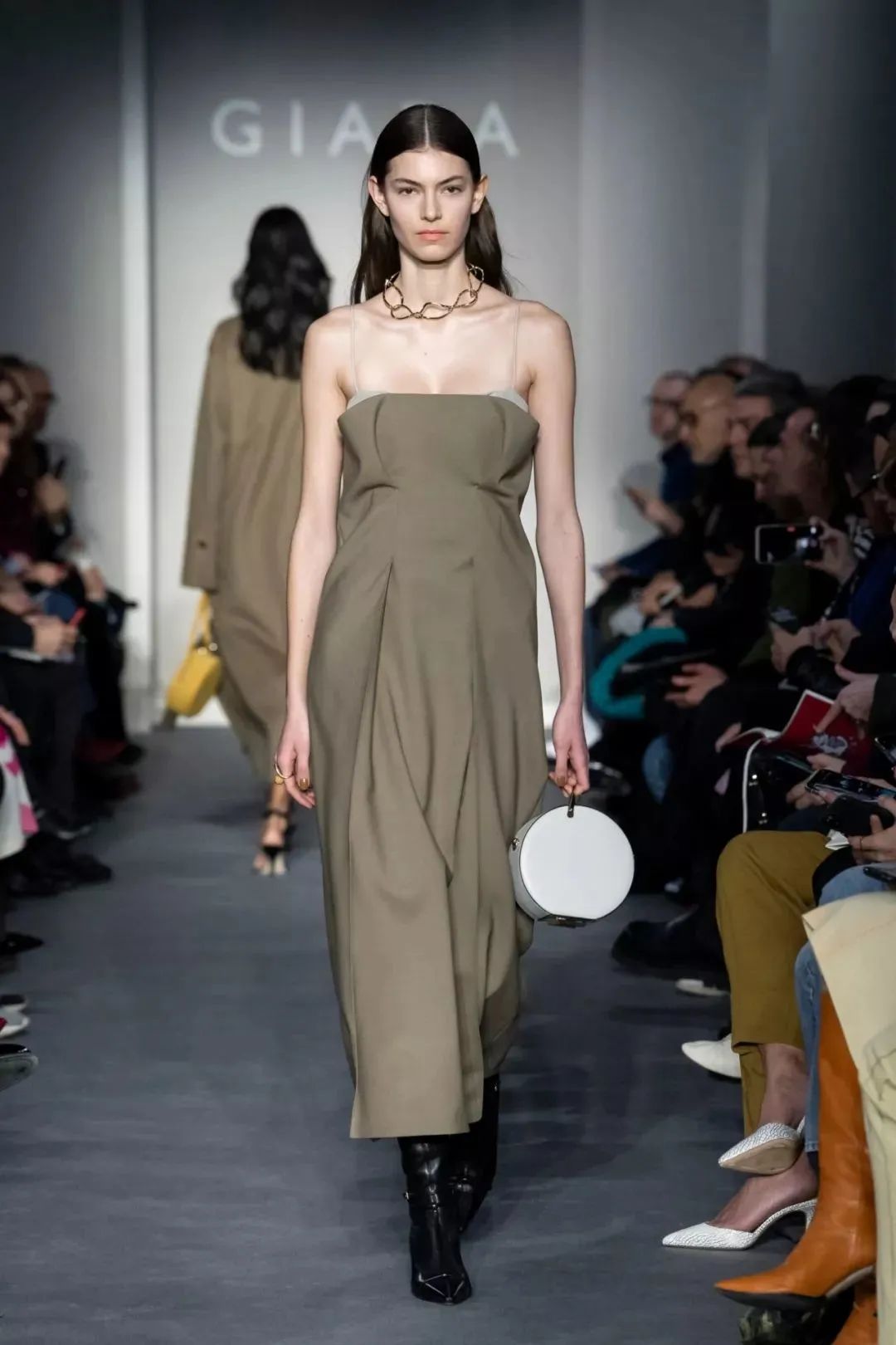 47岁董卿最惊艳的穿衣,董卿日常穿搭