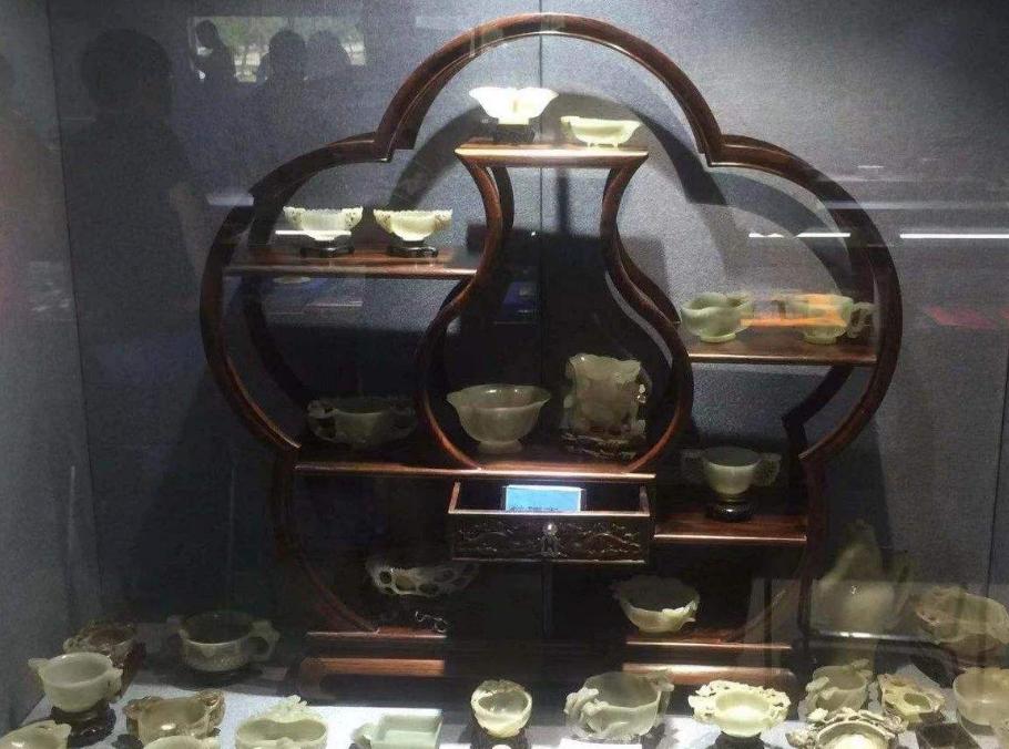 2022最暴利的十大行业排行表,盘点最暴利的三大行业