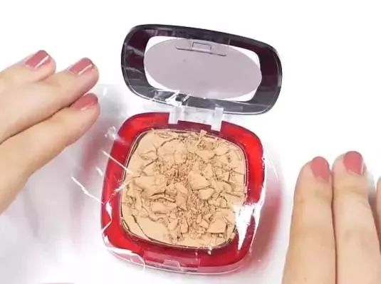 如何修复烂了的口红,口红碎了修复的最佳方法