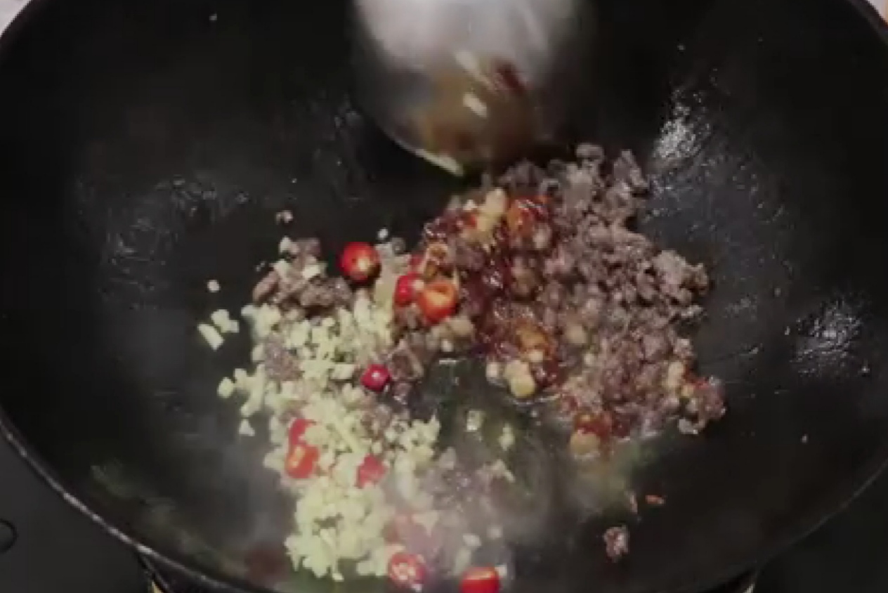 麻婆豆腐这样做好吃到爆,麻婆豆腐最好吃的做法豆腐滑嫩