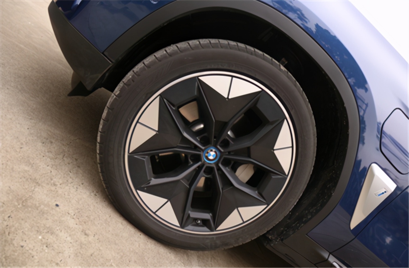 宝马ix3寻车,众里寻他千百度超长版