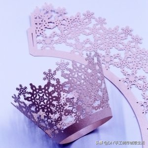 用不完的蛋糕纸杯可以做成手工吗,吃完的纸杯蛋糕能做什么手工