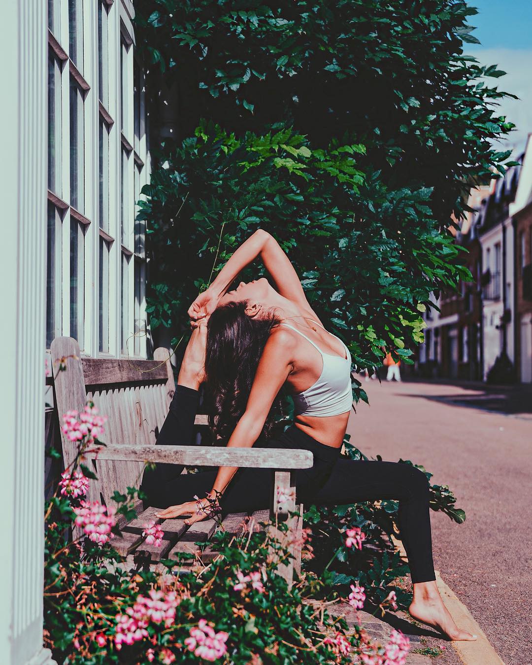 肩膀总是酸痛怎么回事,总是肩膀疼脖子酸痛怎么办