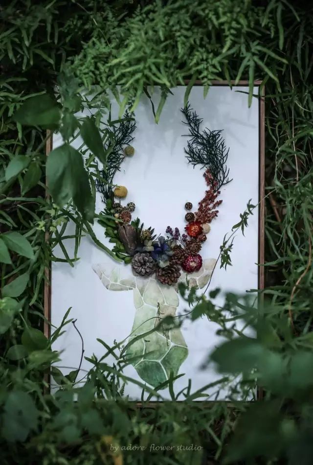 深山老林自建豪华木屋隐居生活,90后小情侣隐居深山建别墅仅花6万