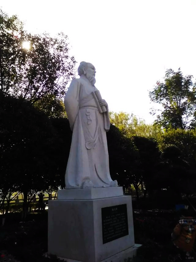 江西鹰潭属于赣北吗,江西鹰潭属于上饶吗