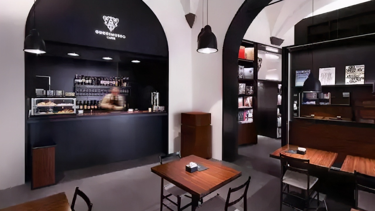 大牌下凡，LV开始卖咖啡了！P.S.日本最大LV旗舰店美翻了