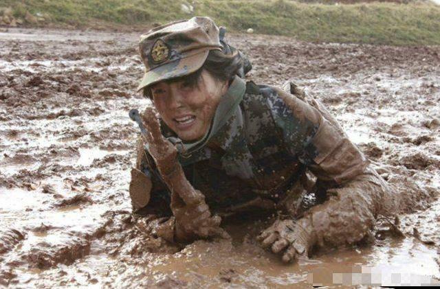 清华女学霸放弃保研机会,清华大学女特种兵保研