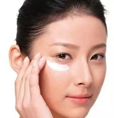 为什么会长脂肪粒,为什么会长脂肪粒眼部