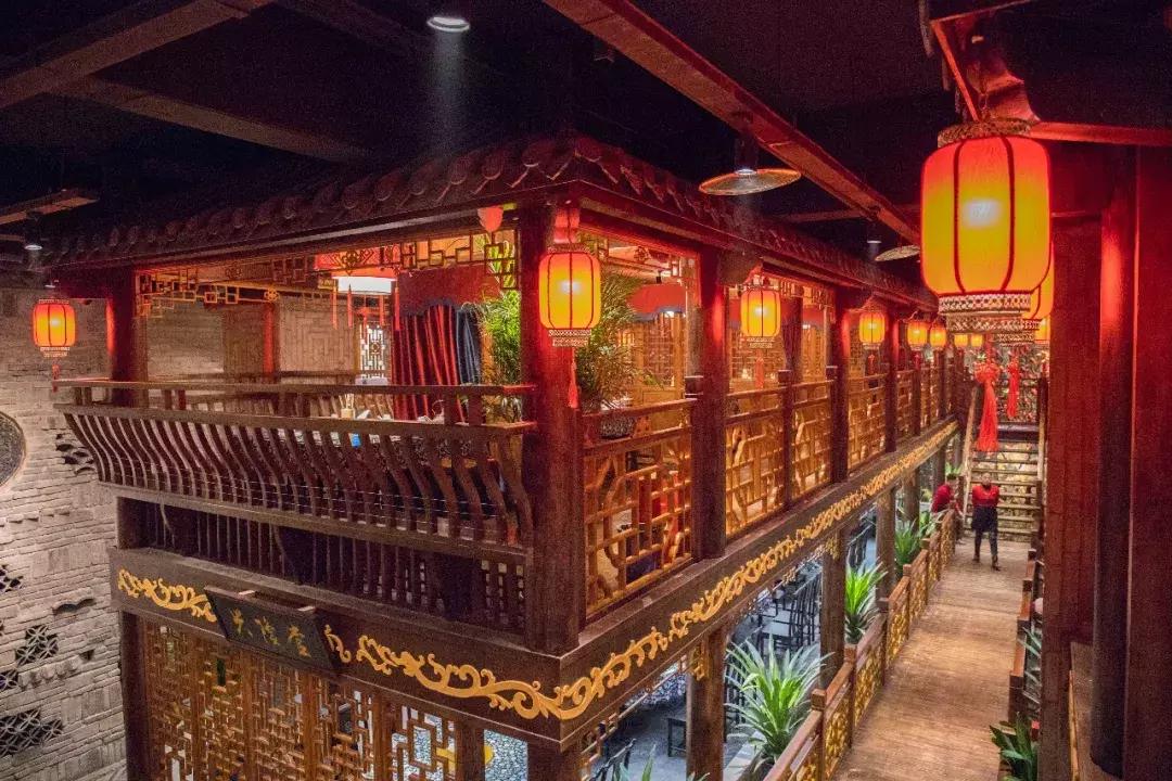 九龙坡巴国城景区,九龙坡中梁山5a景区具体在哪里