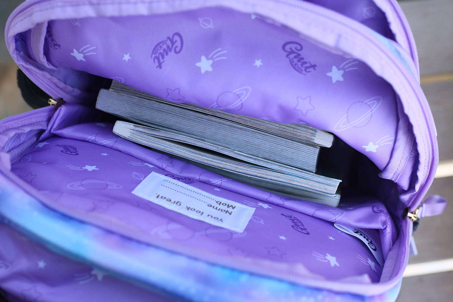 1000多的书包,1000多的书包有什么功能