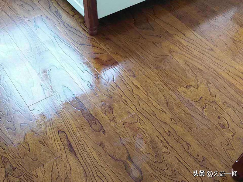 地暖地板缝隙变大补救,地板缝隙变大的原因