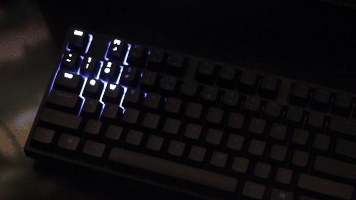 酷冷至尊ck320烈焰,酷冷至尊烈焰枪极光87