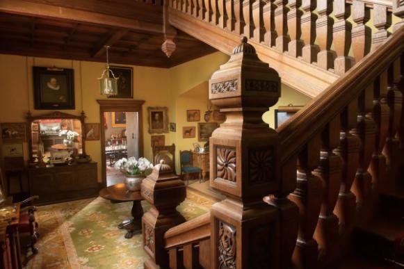 英国伦敦50亩的庄园别墅出售,英国300亩庄园出售