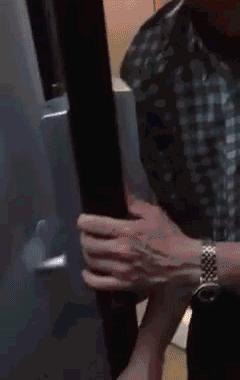 年底了物业提醒业主关注小偷,小偷进家最怕什么晚上