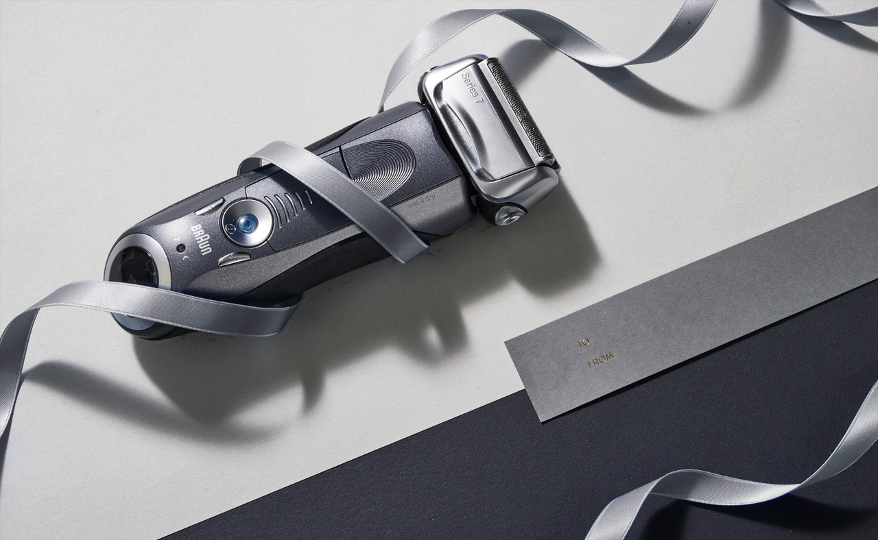 你的男朋友和肖战之间，只差一个剃须刀