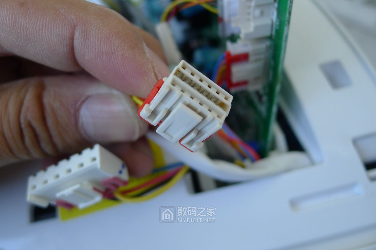 格力1.5匹空调拆解全过程视频,格力空调大1.5匹一级能效拆机视频