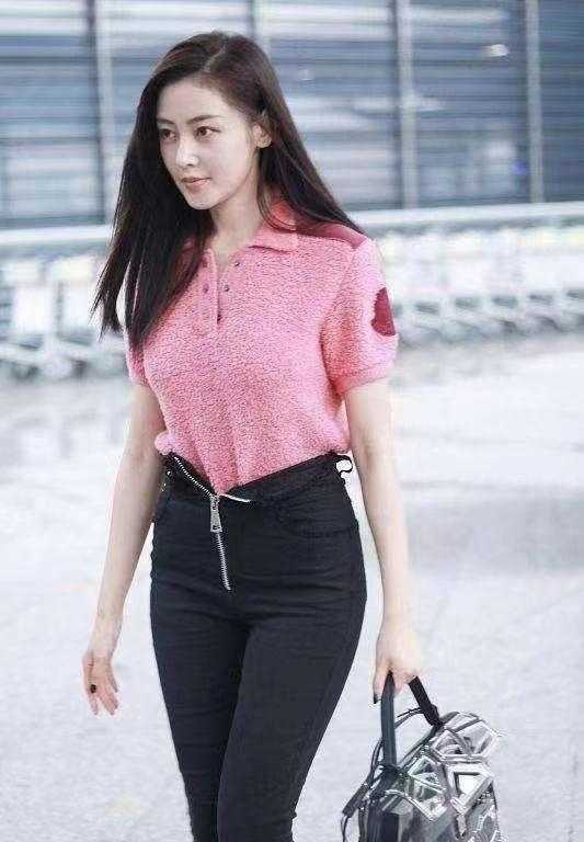 张天爱黑色牛仔裤子,张天爱黑色牛仔裤