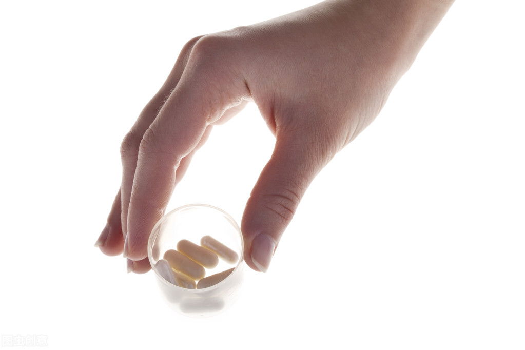 变幻的指甲（散文）