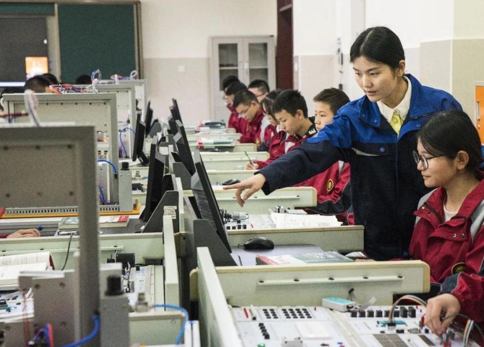 中小学生迎来坏消息,学生坏消息