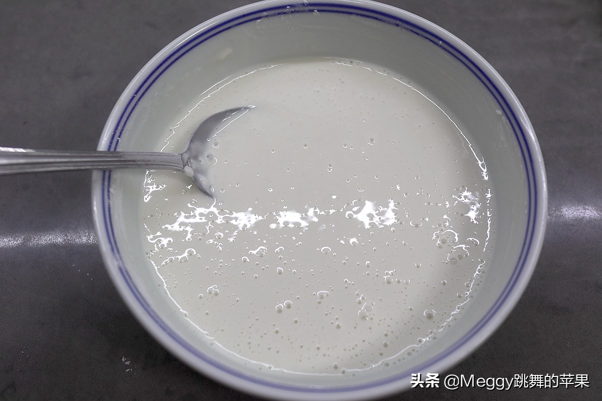 五谷面粉做面包,五谷杂粮营养无糖面包做法