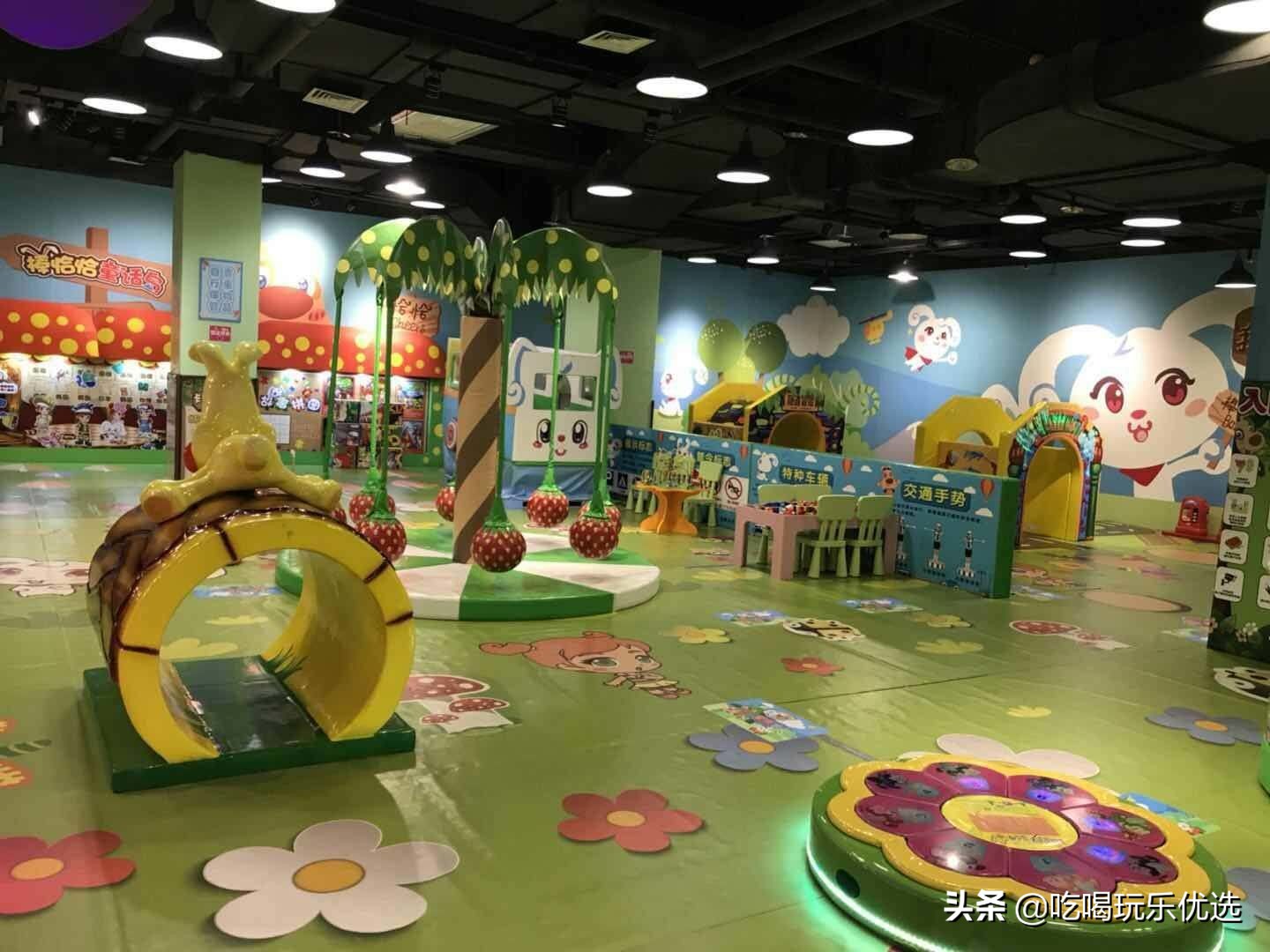 海洋球乐园游乐场滑滑梯,武汉淘气堡乐园