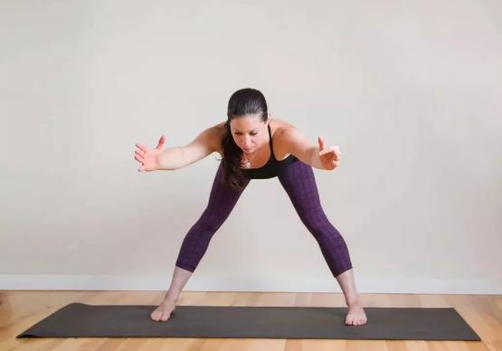 快速解决站立前屈,站立前屈为什么舒服